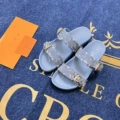 Double buckle blue