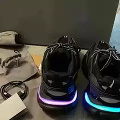 Original Foreign Trade Paris Third Generation 3.0 Dad Shoes with Lights, Unisex Thick-Soled Versatile Couple's Led Light Shoes