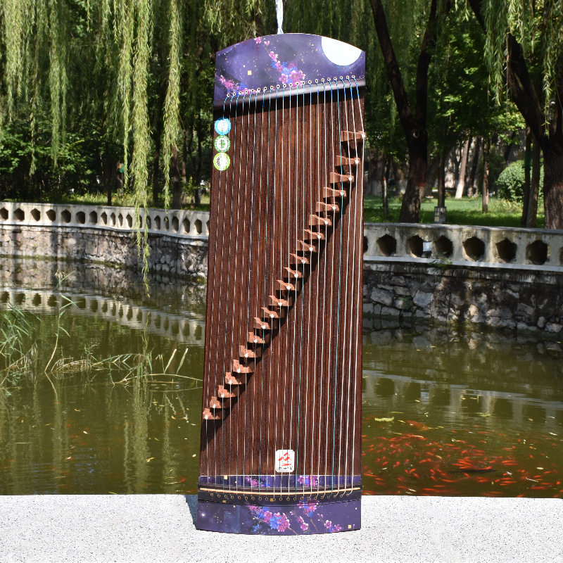 梅を見て月見をする