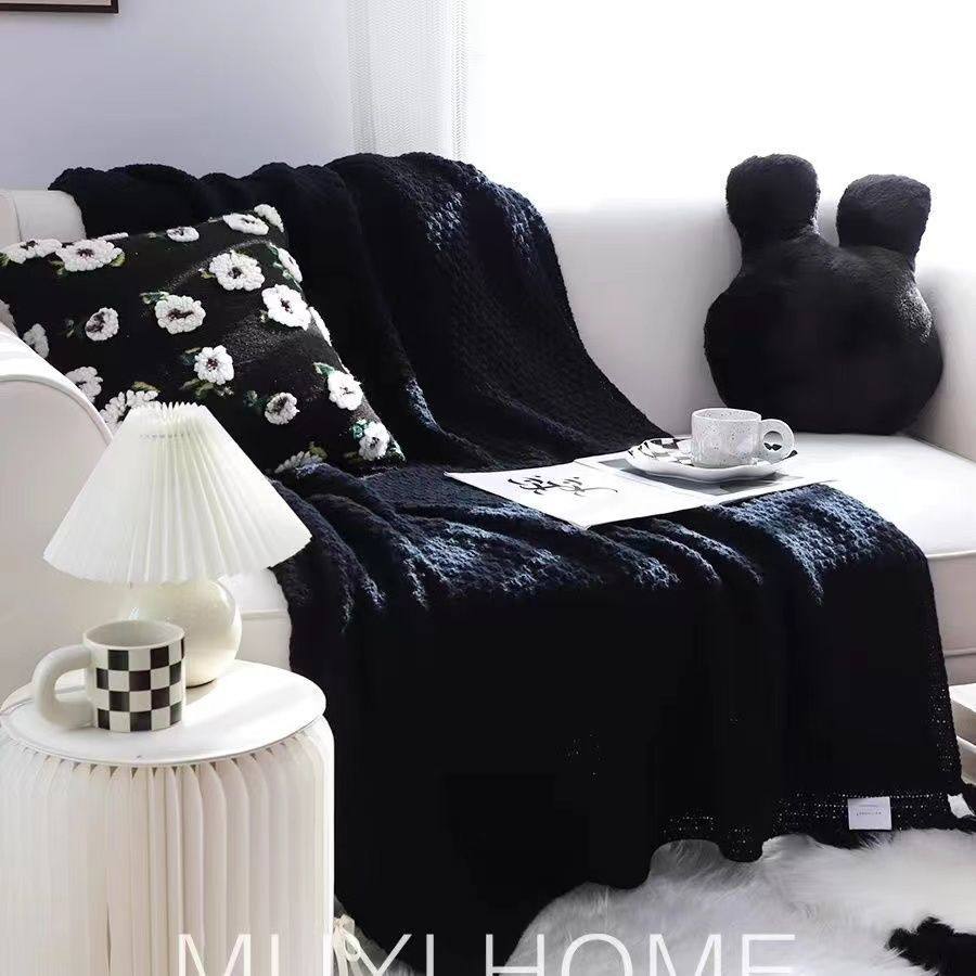 Scandinavian Retro Style Velvet Blanket Classy Knitted Blanket Office Nap Blanket Black Classy Sofa Blanket