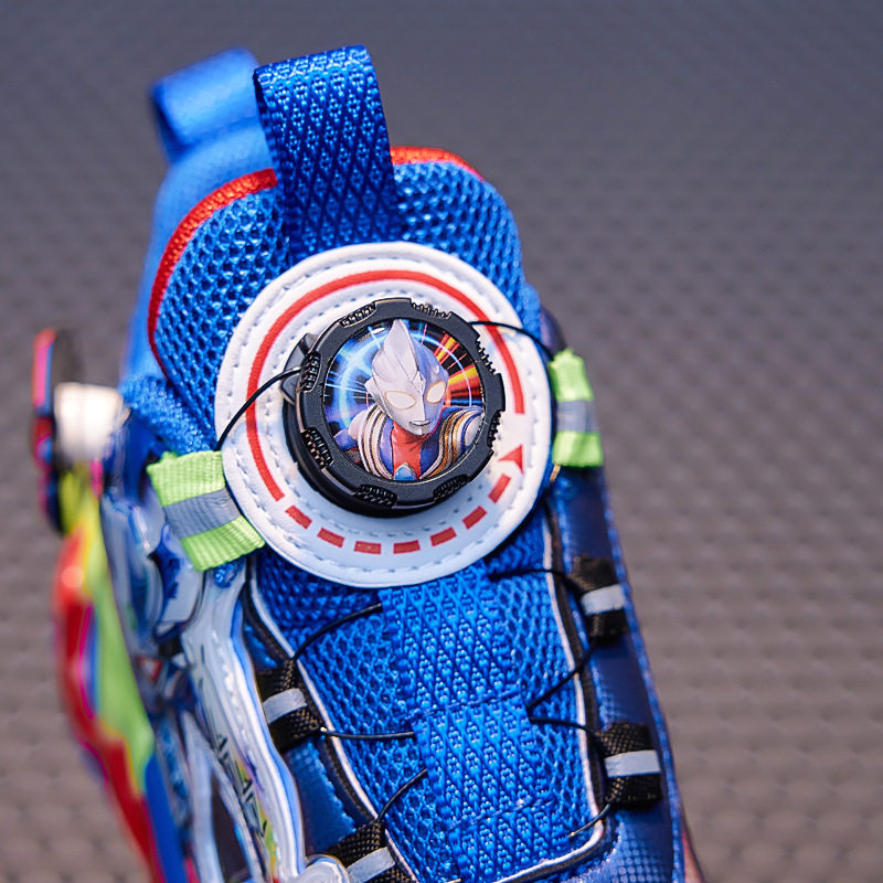 Boys' Sneakers 2024 Spring and Autumn New Ultraman Kidsren's Shoes with Light-Up Shoelaces and Lights for Baby Boys