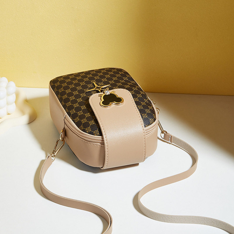 经典印花手机包2025新品women bags女士简约小包休闲洋气斜挎小包