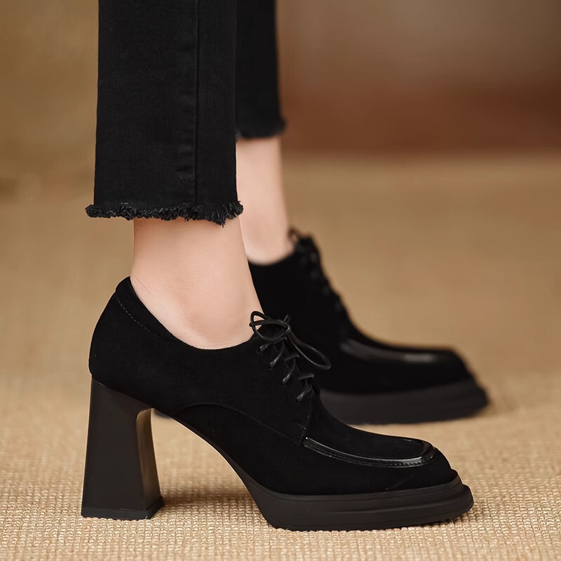 Giày cao gót nữ gót vuông 8.5cm mũi vuông da lì buộc dây — Màu đen