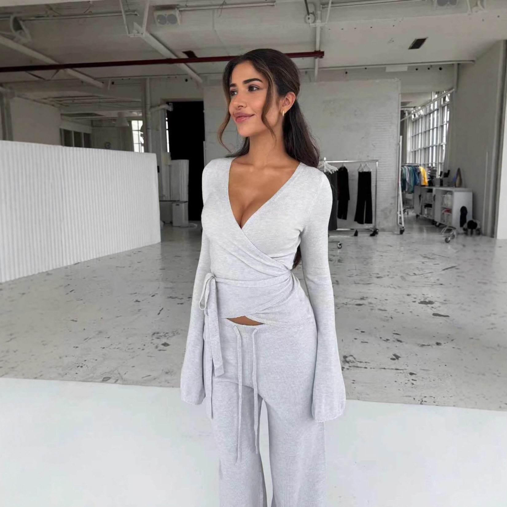 Casual Bell Sleeve Top and Loose Pants Set Autumn Collection Comfortable Fit for Everyday Wear Wholesale Available