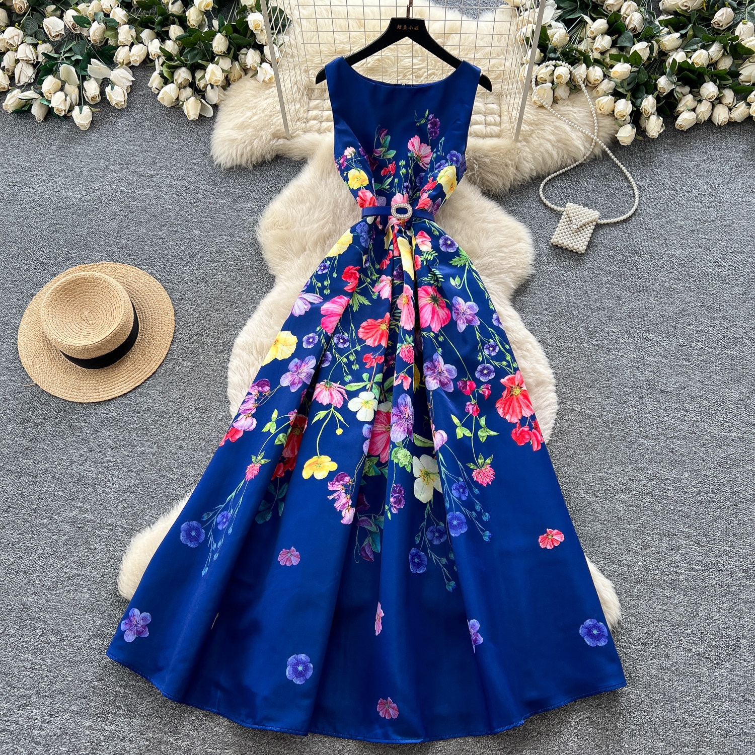 French Style Sleeveless Floral Maxi Dress for Women Waist Defining Flowy Elegant Summer Vacation Wear Wholesale