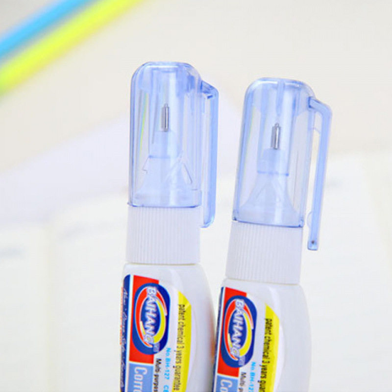 Correction Liquid Pen-Type Portable Correction Liquid for Students, Non-Toxic, Traceless, Quick-Drying Office Correction Liquid Correction Pen, Free Shipping