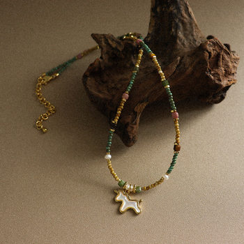 Retro Fashion Natural Stone Shell Unicorn Pearl Necklace Women's Beaded Accessible Luxury Niche High-End Clavicle Chain