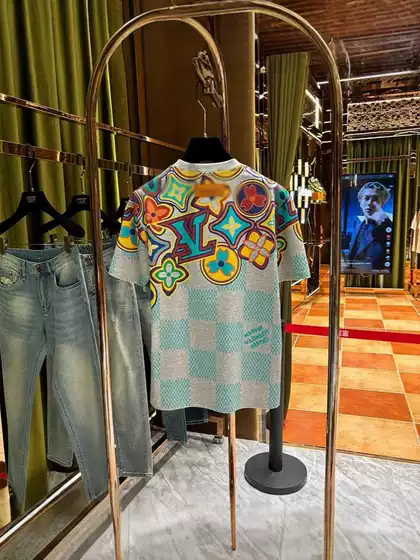 2025 Summer New Round Neck Loose Fit Slimming Color-Blocking Versatile High-End Trendy Hot-Selling Short-Sleeve T-Shirt Top