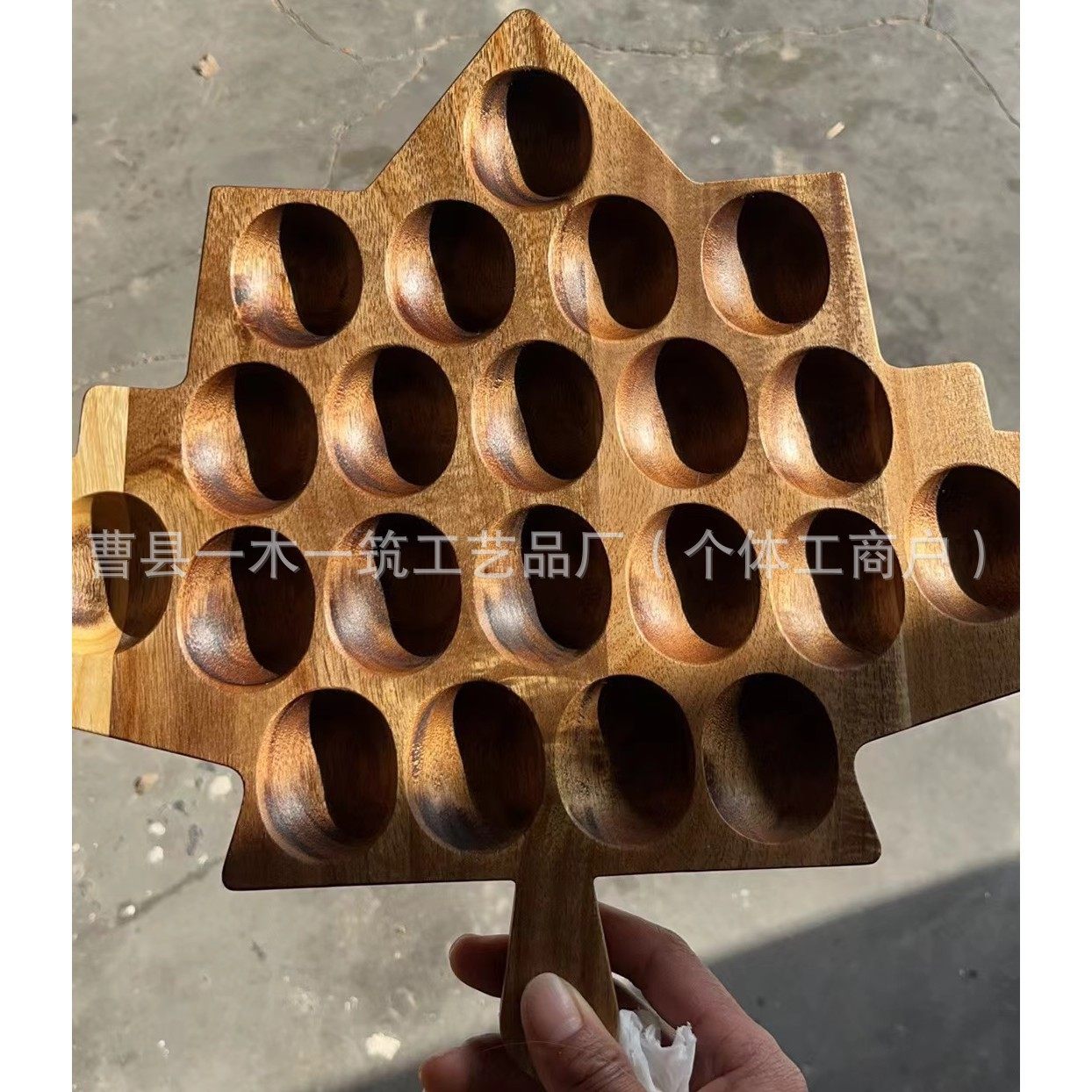 ​ Natural Solid Wood Maple Leaf Shape Devil's Egg Dinner Plate Creative Table Placement Props Thanksgiving Egg Tray