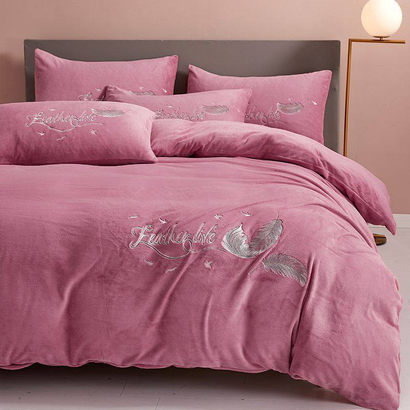 Winter Thickeneded Warm Milk Velvet Four-Piece Bed Bed Sheets Quilt Cover Coral Velvet Bedding Three-Piece Set Amazon