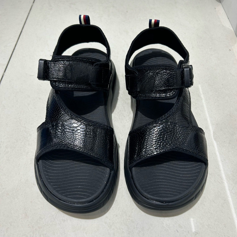 Sandal Nam Da Chân Đà Điểu Chiều Cao Đế Khoảng 3cm Màu Đen