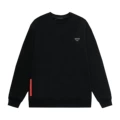 Black (metal triangular three-dimensional red tape)