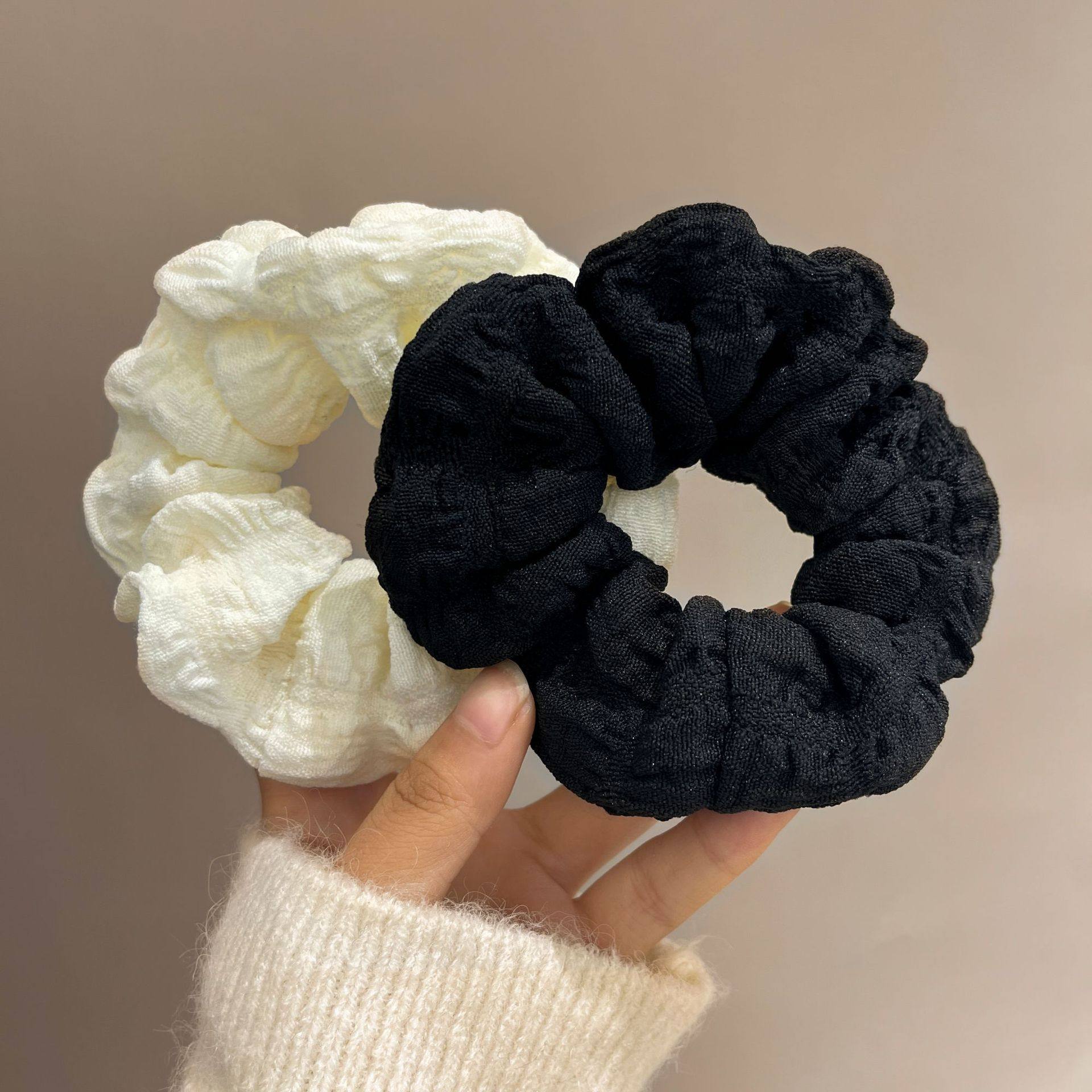 New Korean style puff large intestine hair band women's simple retro pleated headdress flower head rope ball head rubber band hair accessories wholesale