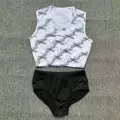 103 square three-point set white