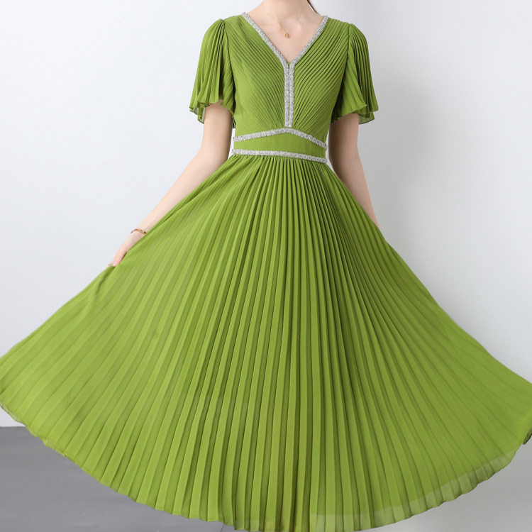 Elegant V Neck Short Sleeve Dress Rhinestone Embellished Waist Defining Pleated Long Skirt Perfect for Formal