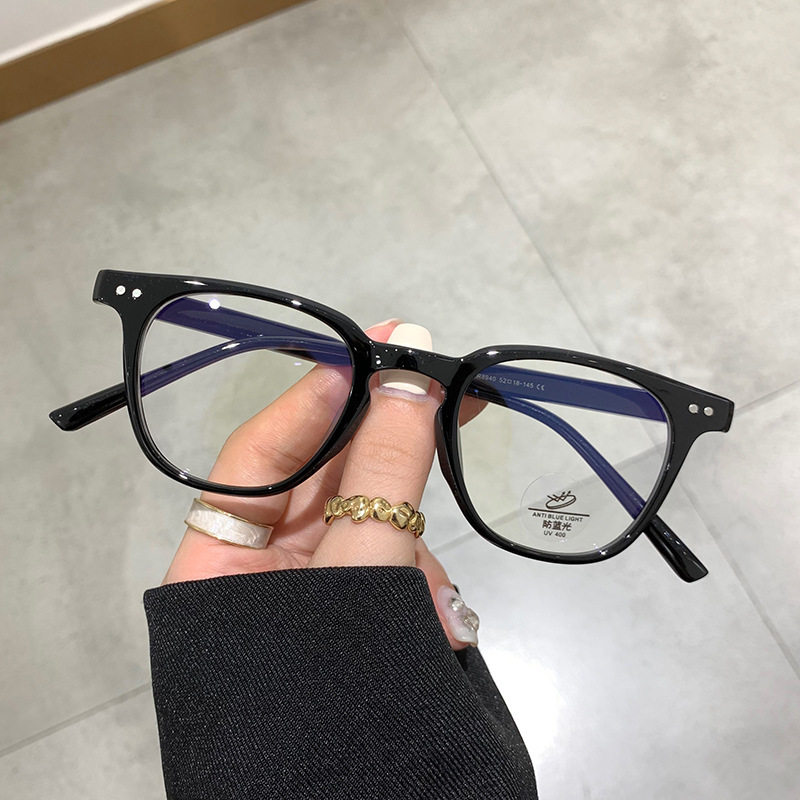 New anti-blue light glasses beige nail small square retro black frame plain glasses optical myopia frame glasses 1015
