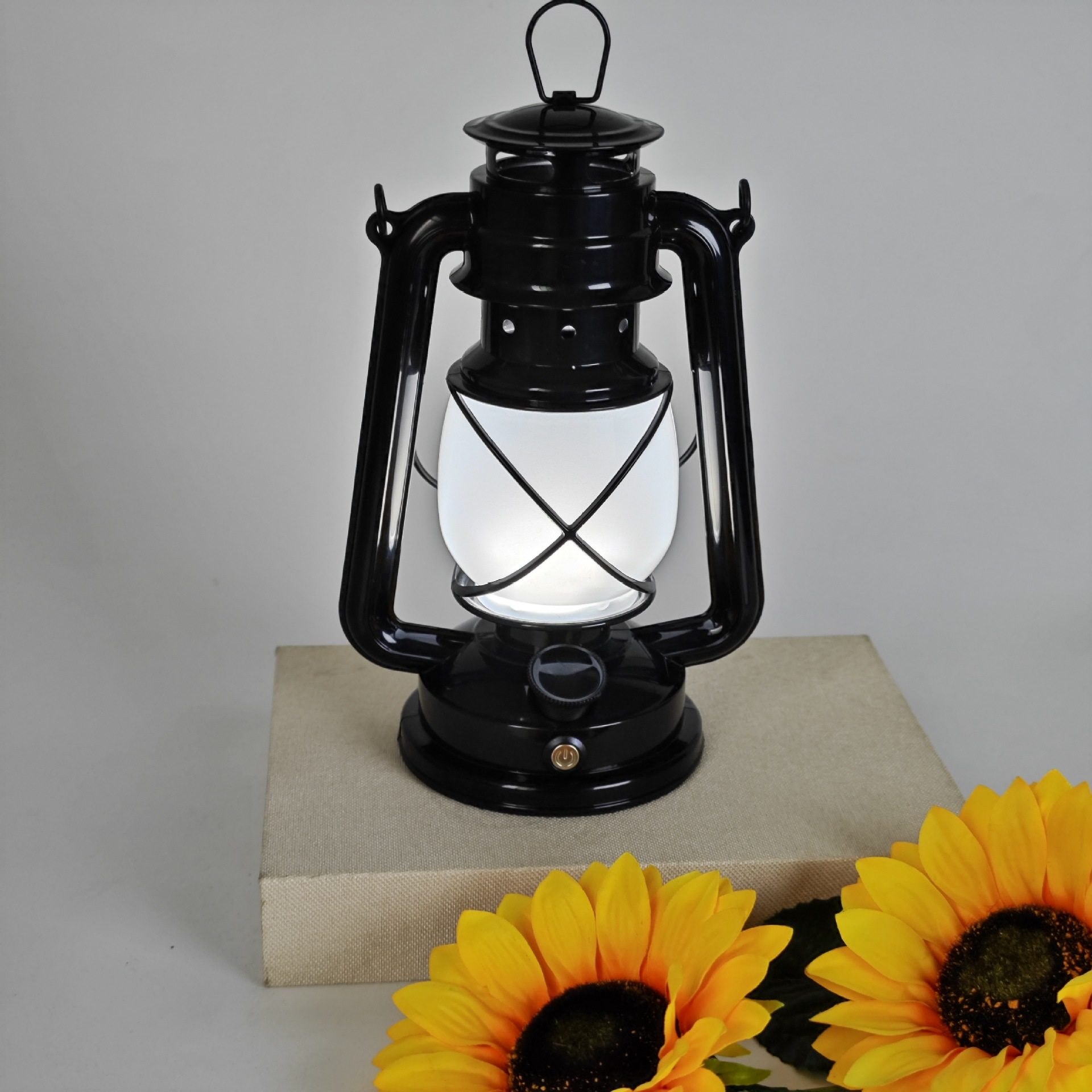 Cross-border Amazon charging bar table lamp decoration atmosphere lamp retro lantern outdoor camping lamp table lamp lantern