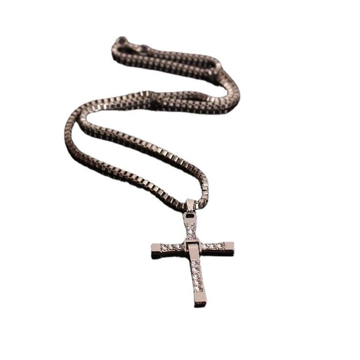 Speed and passion 7 cross necklace Toledo with personality necklace men's European and American pendant jewelry C022