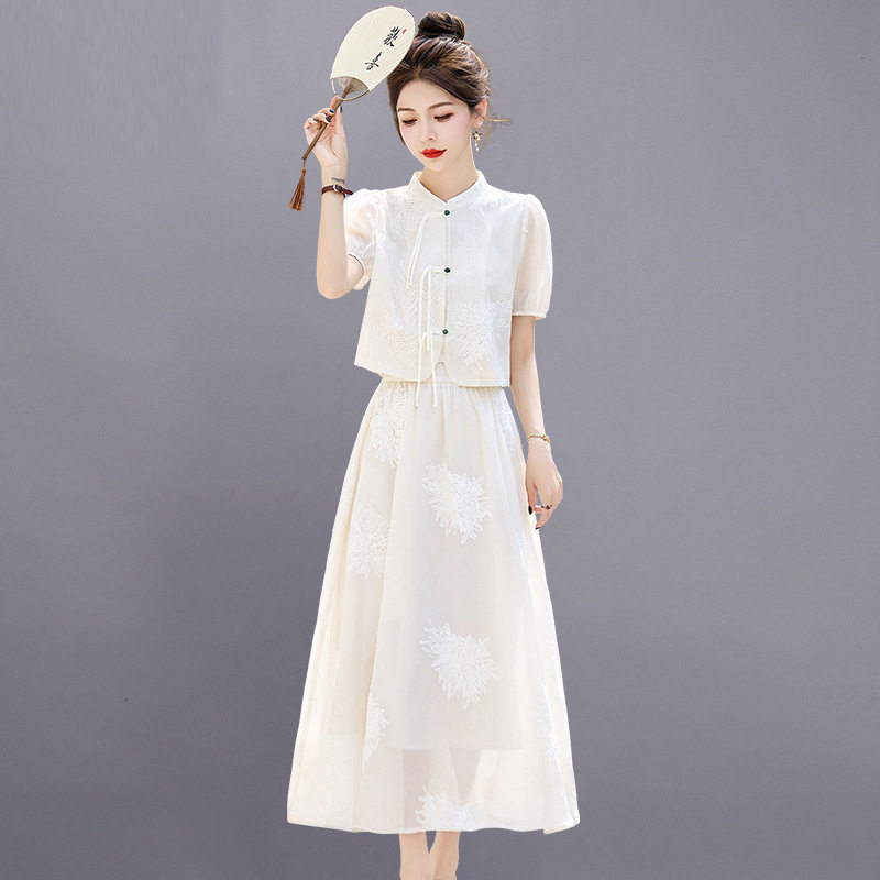 V&aacute;y Bộ Quốc Phong C&aacute;ch T&acirc;n Nữ Thiết Kế &Aacute;o Quần Rời Thanh Lịch M&agrave;u Trắng