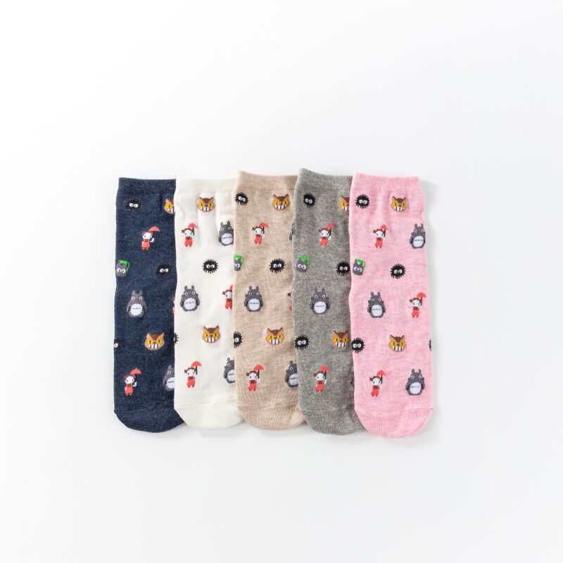 春秋新款卡通直板狗中筒袜棉质袜子女 诸暨厂家批发