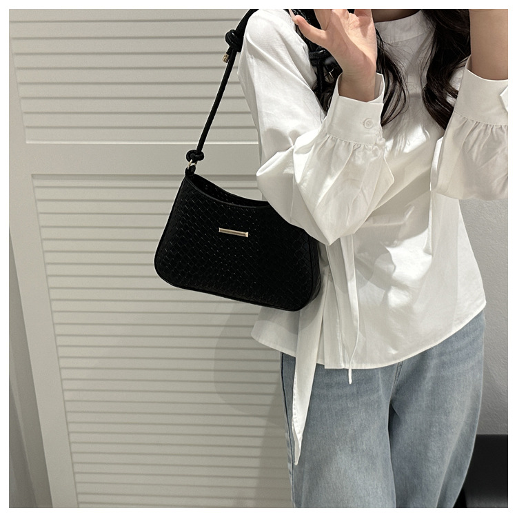 O1CN01sNIJ1n1L08aBZDobV !!2216157661236 0 cib