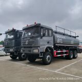 Автоцистерна экспортного типа Shaanxi Automobile с задним двойным мостом для перевозки жидких нефтепродуктов объемом 18-30 квадратных метров