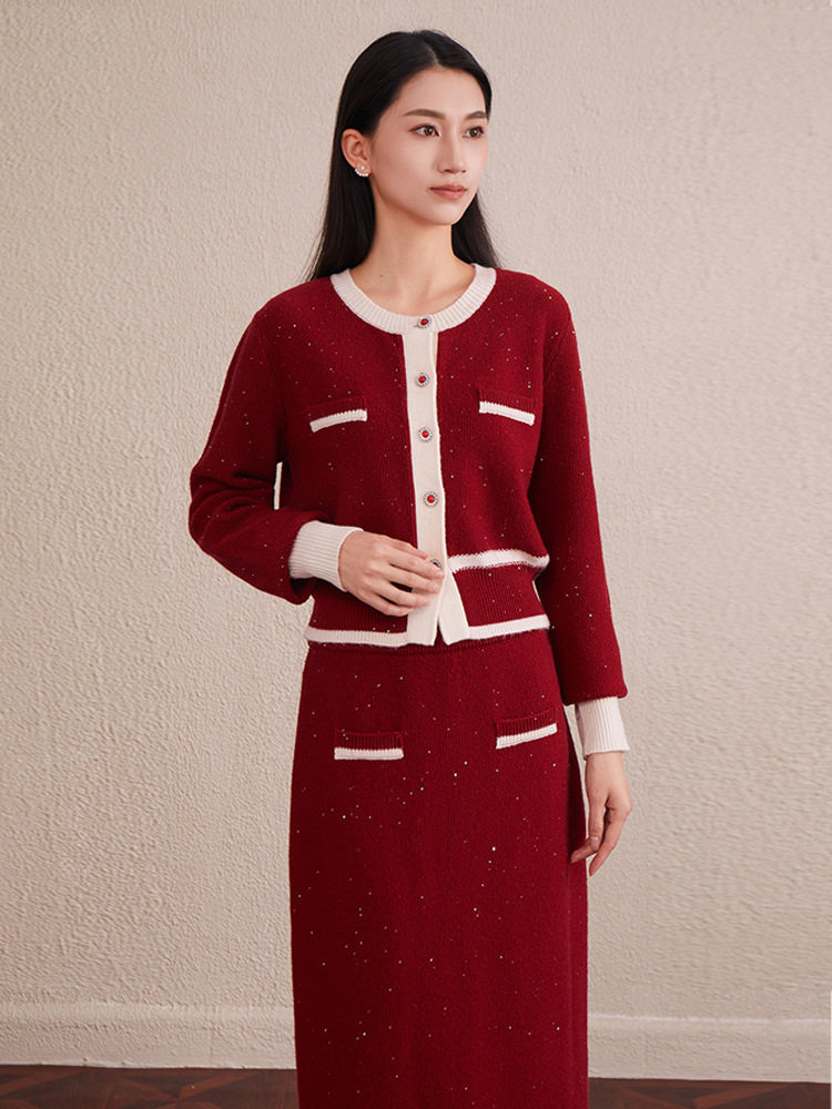 Fashion Versatile Women's Set with a Small Chanel Style, Round Neck Knitted Cardigan, High-Waisted Slimming Midi Skirt Two-Piece Set for Women