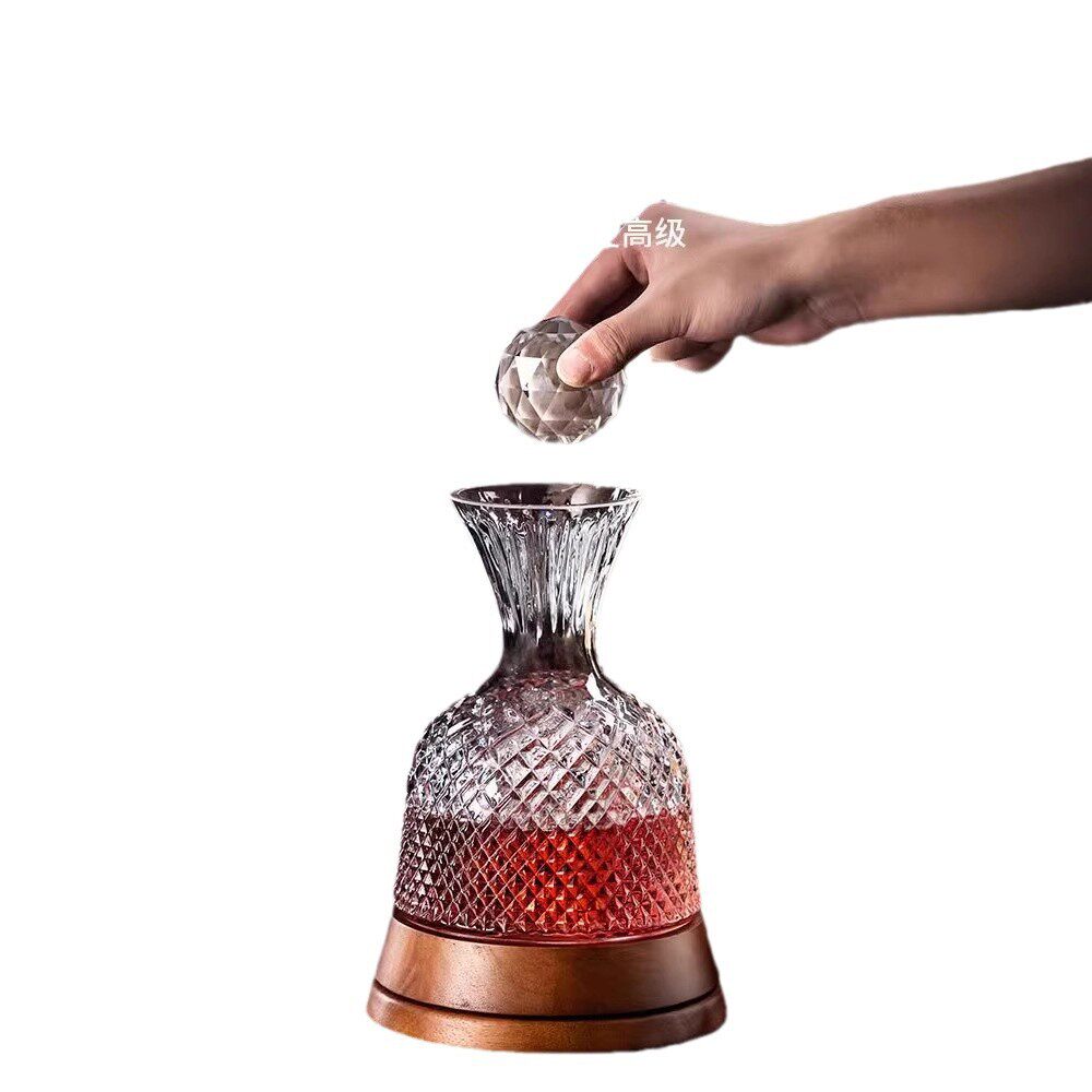 Rotating Decanter Red Wine Household suit High-end Quick Dispelling Wine Tie Pot Advanced Sense Shaking Crystal Wine Bottle
