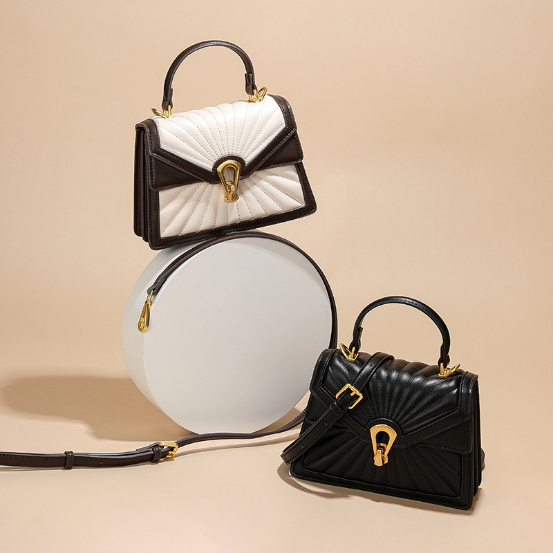 Bags Handbags 2022New Bag Packet Simple Fashion Shoulder oblique Satchel Small square Bag woman handbags  包包女包2022新款手提包小包简约时尚单肩斜挎包小方包女handbags Bags Handbags 2022New Bag Packet Simple Fashion Shoulder oblique Satchel Small square Bag woman handbags 