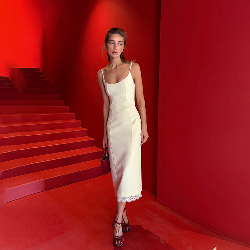 Elegant U Neck Sleeveless Maxi Dress Slim Fit High Quality Fabric Sophisticated Style Perfect for Formal Occasions