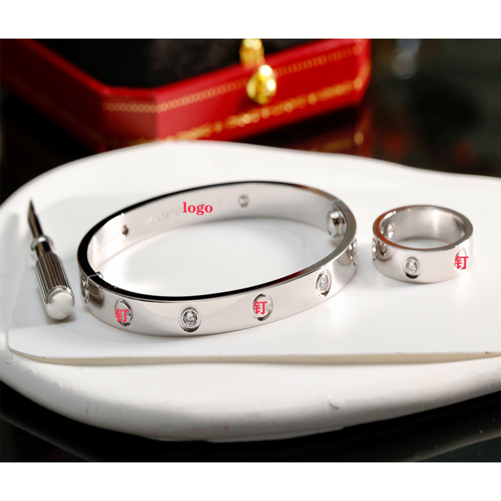 欧美跨境卡加螺丝刀手镯高版本永恒之环情侣手环直播代发不掉色