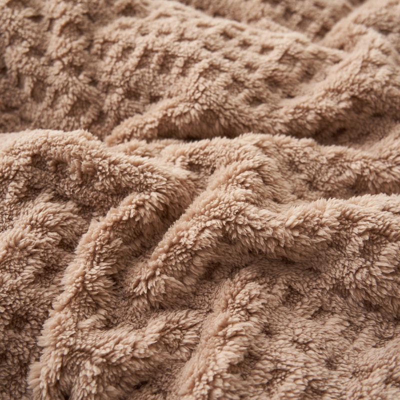 New Customer Special: Four-Piece Milk Velvet Bed Sheet and Duvet Cover Set, Thickened and Warm Coral Velvet Three-Piece Bed Set, Flannel