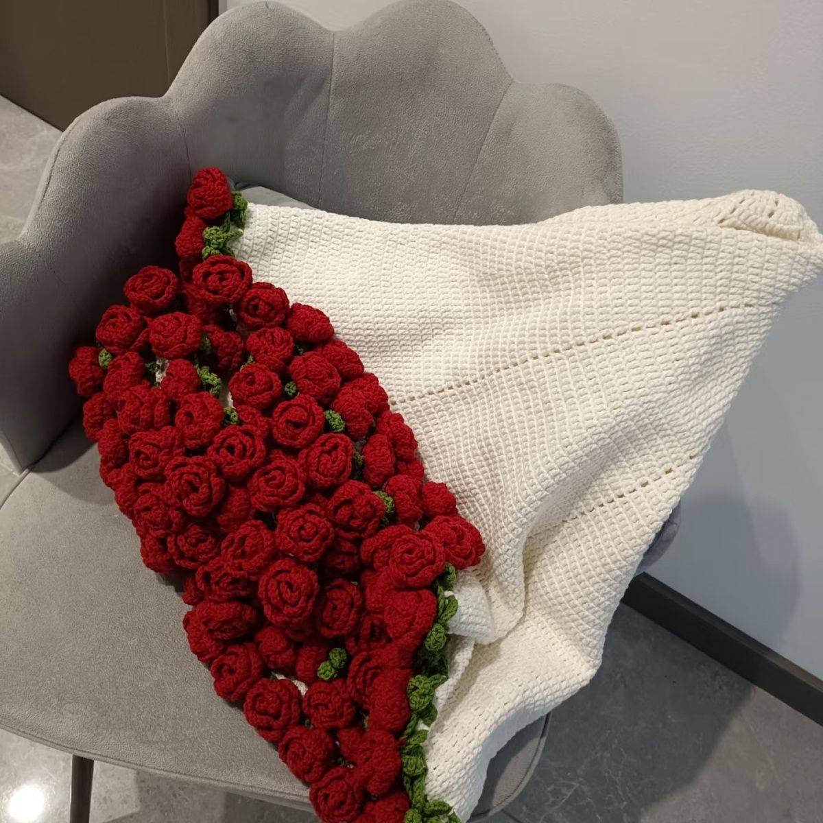 Ready-Made Rose Flower Handmade Knitted Blanket Gift Woven Blanket Valentine's Day Bouquet Girlfriend Best Friend Bouquet Blanket