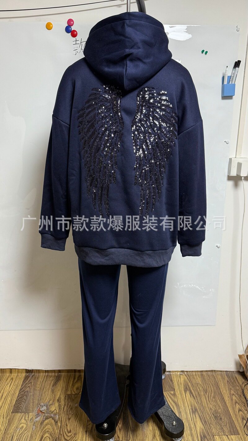 Womens Casual Set Solid Color Wing Design Sequin Embroidery Fashionable for Fall Winter Wholesale Available