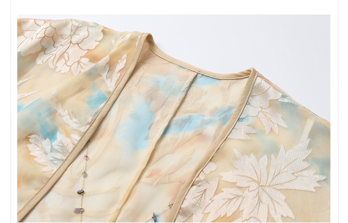 Bộ áo khoác cardigan thêu hoa dài tay kèm váy hai dây dài — Áo len Jacquard (Giao hàng trong 7 ngày), Váy yếm (giao hàng trong 7 ngày), Váy yếm (giao ngay trong ngày)