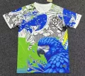 2526 Parrot (Blue)
