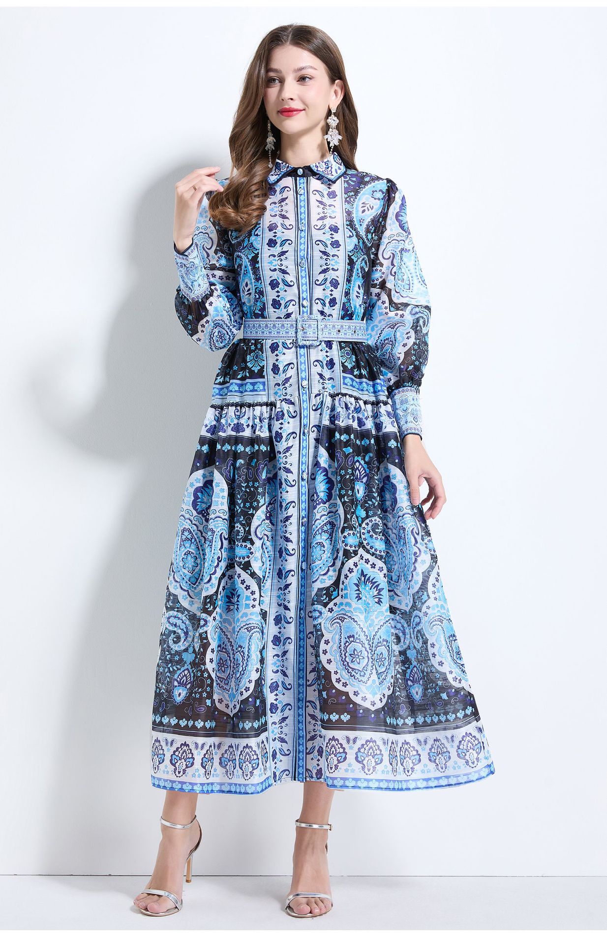 Vintage French Elegant Floral Print Maxi Dress for Women Waist Defining Flared Skirt Pleated Design Perfect for