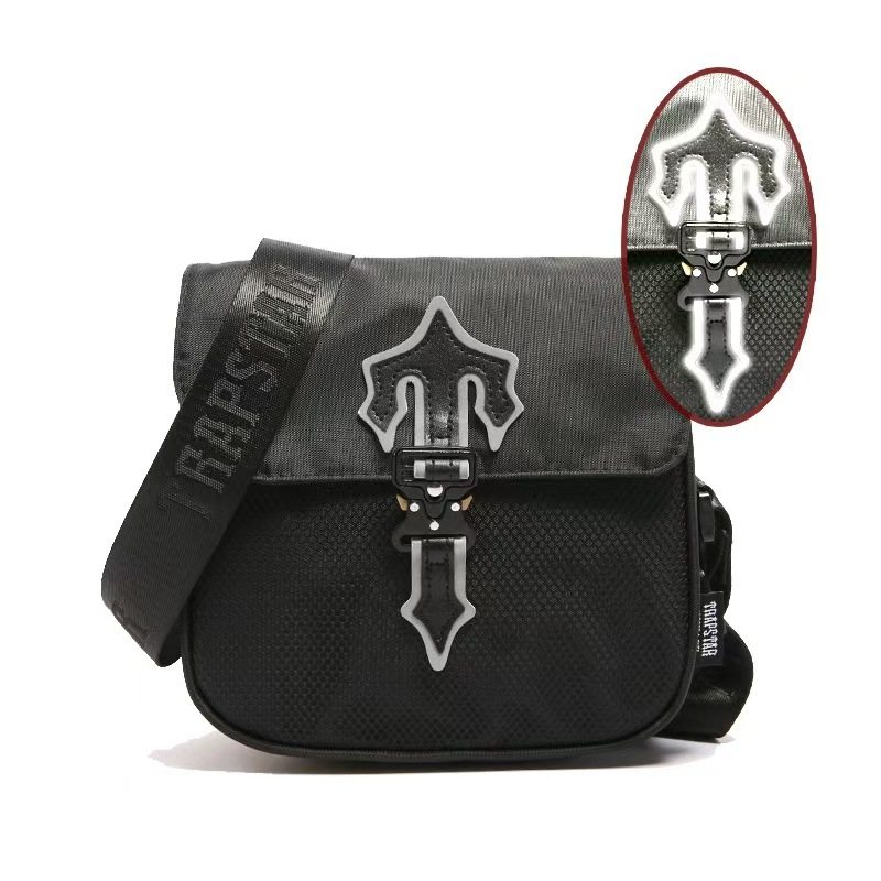 Cross-border hot-selling Trapstar European and American trendy brand one-shoulder same style men's and women's messenger bag postman white label black Oxford cloth