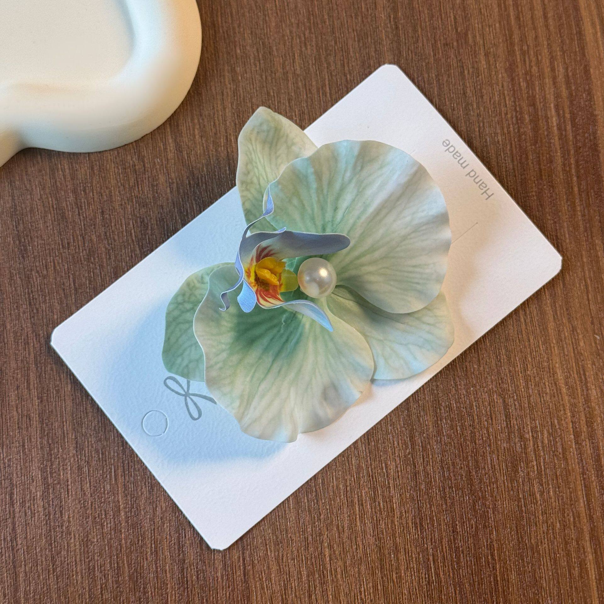 新款蝴蝶兰花朵发夹高颜值抓夹氛围感度假拍照鸭嘴夹发饰跨境头饰