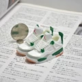 4SB White Green (a pair of nude shoes)