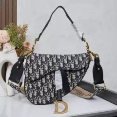 D Family Saddle Bag Women's Casual Bag Embroidered Handbag Zipper Crossbody Bag Fashion Design High-End Shoulder Bag