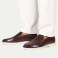 crocodile brown