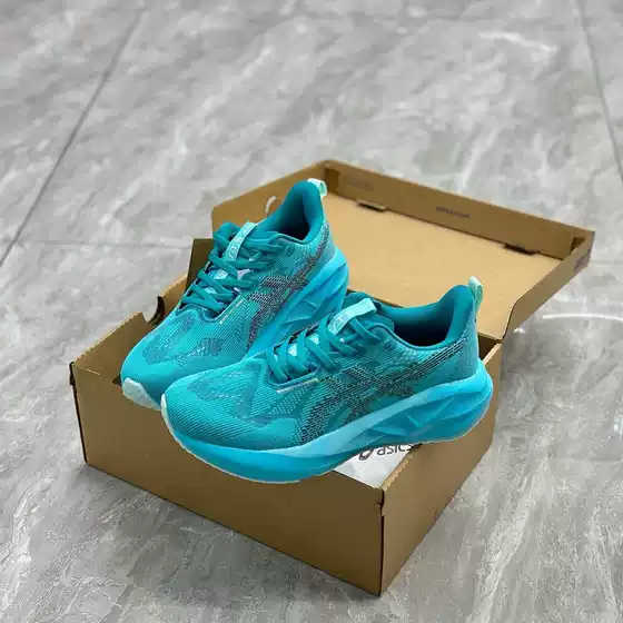 NOVABLAST 5 Breathable Cushioned Running Shoes for Men and Women, Low-Top Training Sneakers, Comfortable, Versatile, Durable, with Elevated Heel