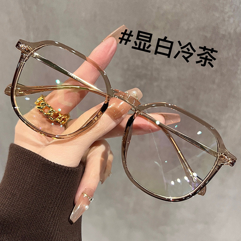 New large frame photosensitive color-changing myopia glasses plain polygonal optical glasses ultra-light girls square frame