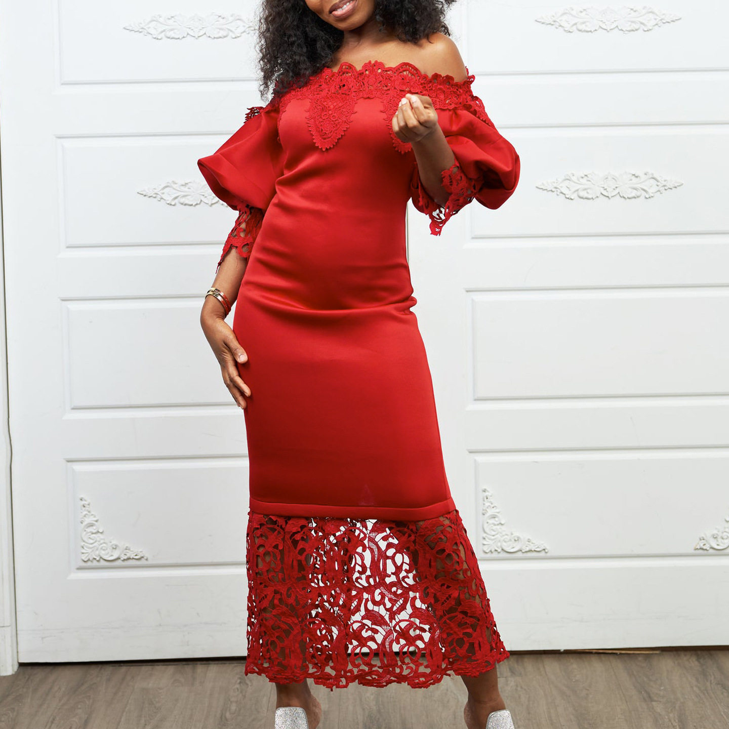 Off Shoulder Lace Trimmed Evening Dress Lantern Sleeves Elegant Design Perfect for Parties Wholesale Availability