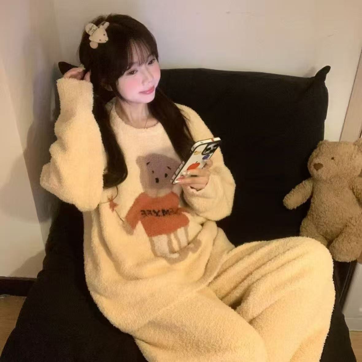 睡衣冬季女款珊瑚绒2025年新款冬天法兰绒秋冬家居服套装厂家直销