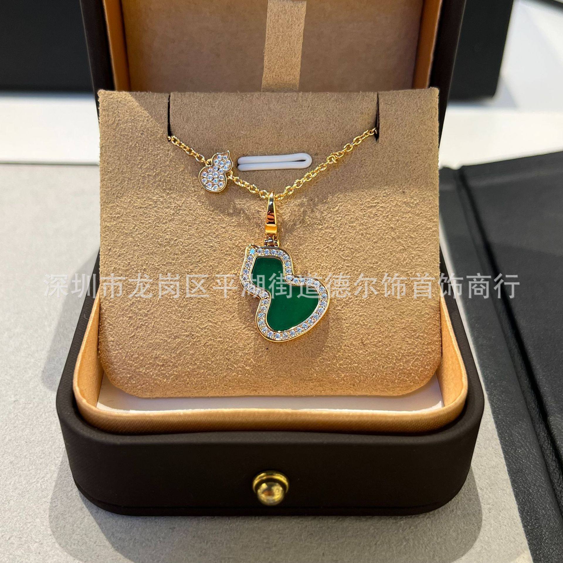 V gold material high quality medium gourd necklace White fritillary Red chalcedony green jade Chinese style elements all-match style
