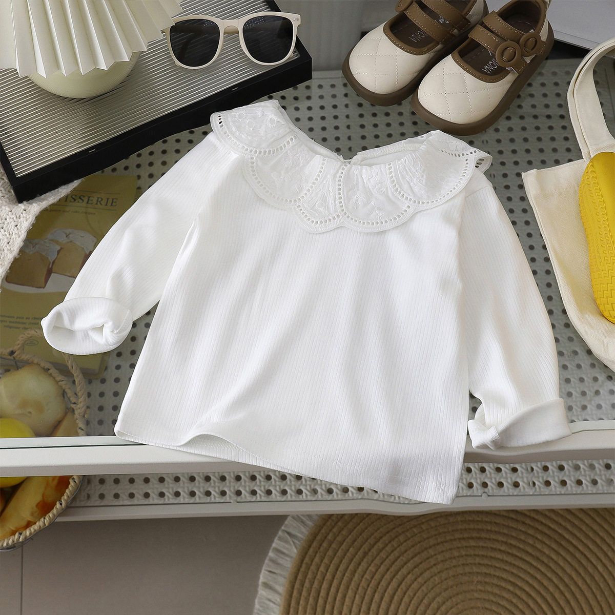 Camiseta interior blanca para niñas pequeñas, ropa de otoño, modelo coreano, con cuello vuelto grande de volantes, sencilla, personalizada y de tendencia