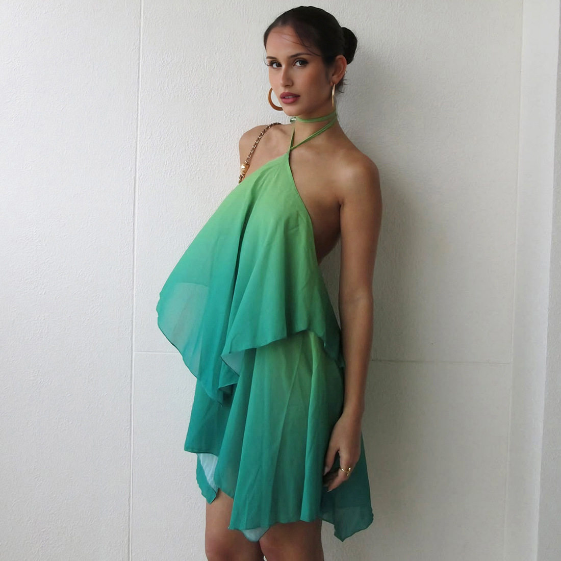 Summer Womens Fashion Dress Halter Neck Backless Bodycon Fit Gradient Color Perfect for Parties and Events