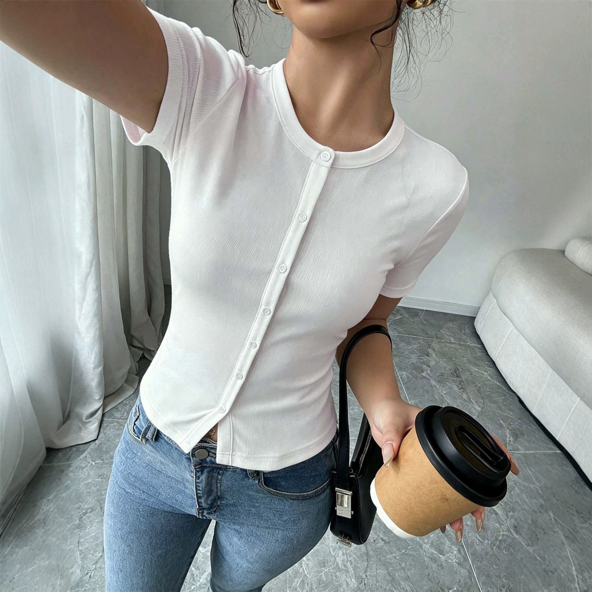 Casual Womens T Shirt Slim Fit Cropped Short Sleeve Lightweight Fabric Summer Wear for Everyday Use Wholesale